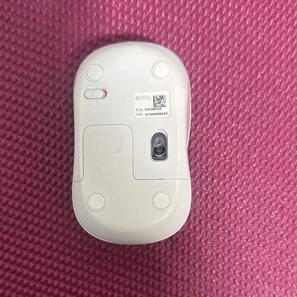 Pink Compact Wireless Logitech Mouse - Picture 2 of 6